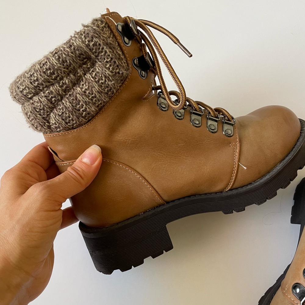 Outdoor style ankle boots - Picture 12 of 16